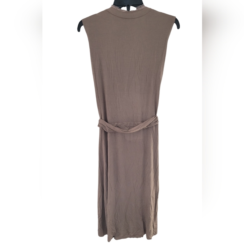Development Small Dress - Picture 3 of 4
